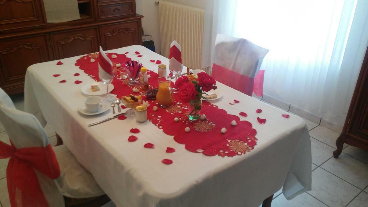 Hotel Bienvenue Chez Zina Vesoul Zewnętrze zdjęcie